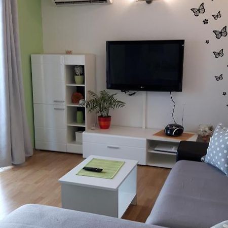 Ara Apartmani Makarska Exterior foto