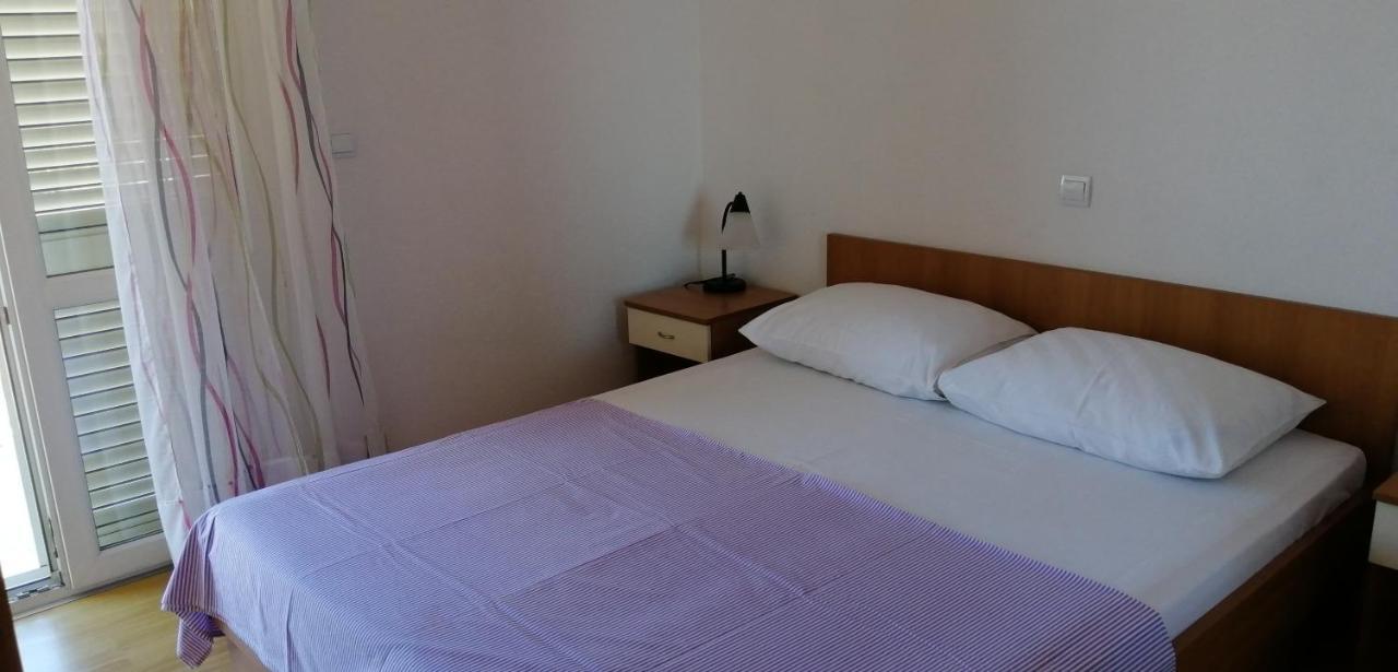 Ara Apartmani Makarska Exterior foto