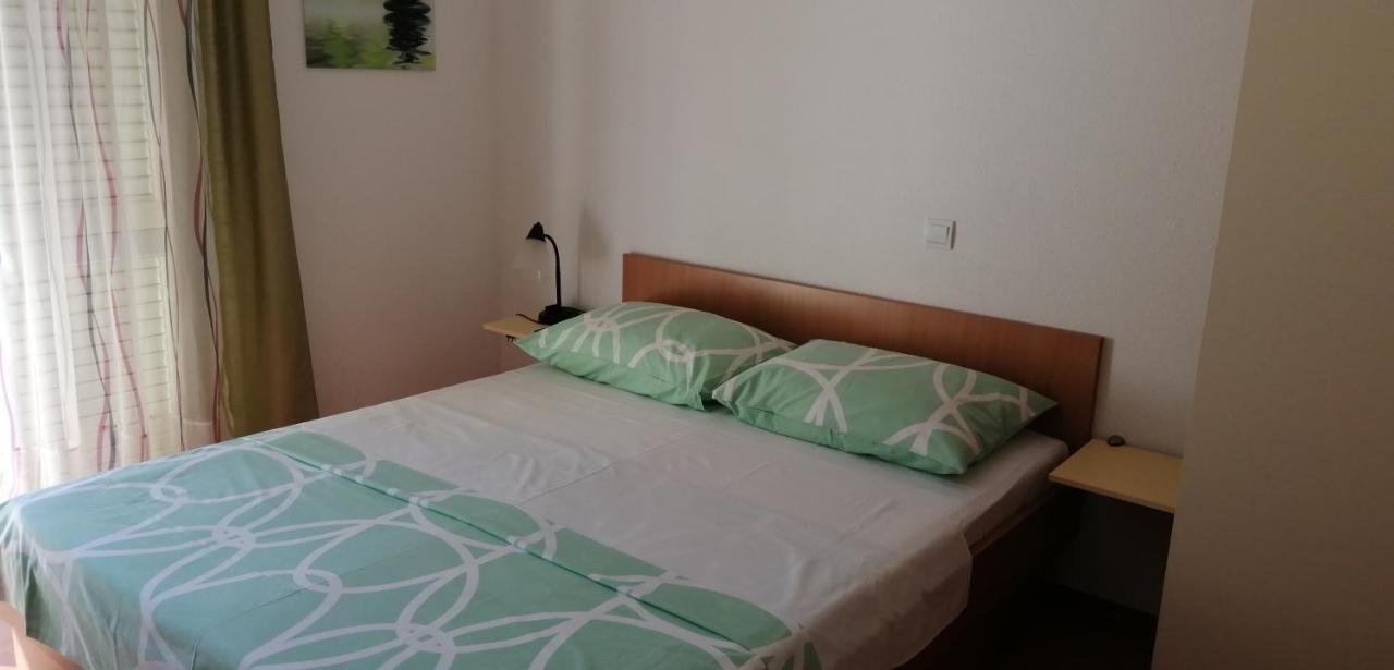 Ara Apartmani Makarska Exterior foto