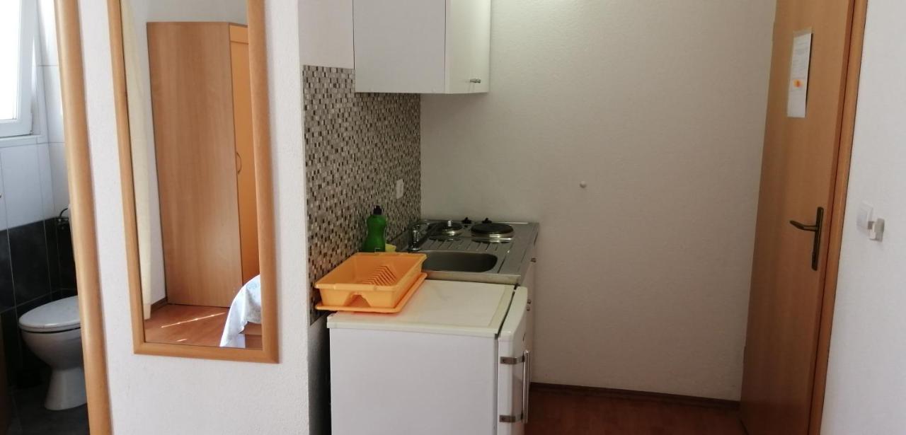 Ara Apartmani Makarska Exterior foto